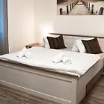 U Sipku Pensjonat 3*